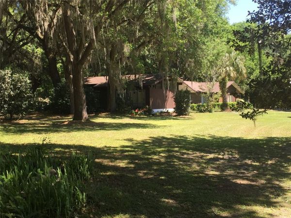 8136 NW 5TH COURT , GAINESVILLE, FL 32607