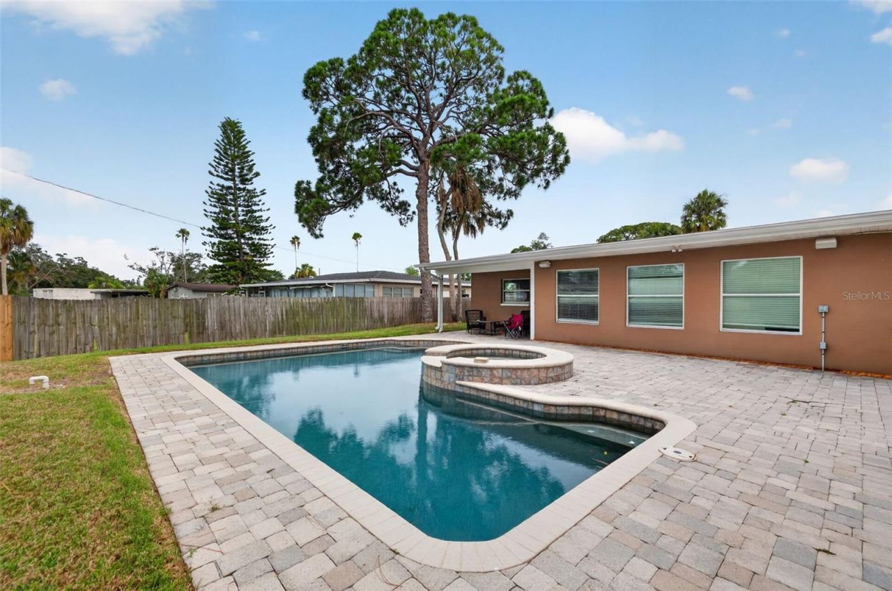4627 Venetian Boulevard Ne, Saint Petersburg, FL 33704 Photo