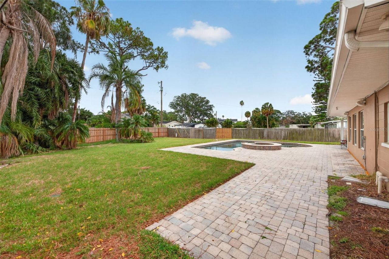 4627 Venetian Boulevard Ne, Saint Petersburg, FL 33704 Photo