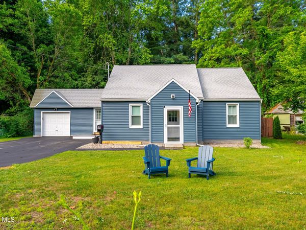 129 Heckeler Drive, Glenville, NY 12302