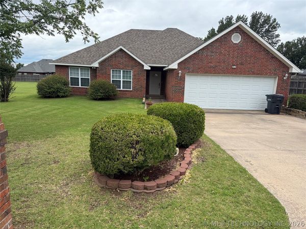 1649 Brentwood , Ardmore, OK 73401