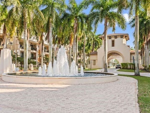 2925 NW 126th Avenue, Unit 428-1, Sunrise, FL 33323