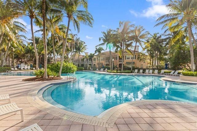 2925 NW 126th Avenue, Unit 428-1, Sunrise, FL 33323 Photo