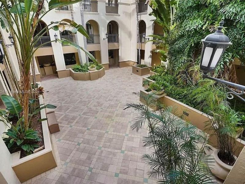 2925 NW 126th Avenue, Unit 428-1, Sunrise, FL 33323 Photo