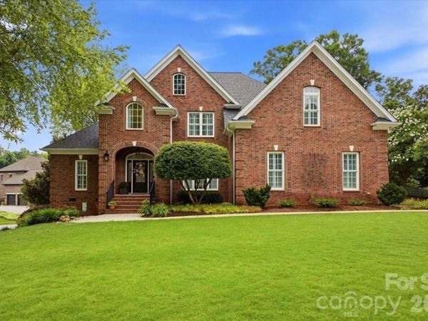 201 Commodore Court, Belmont, NC 28012