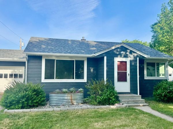 723 3rd Street SE, Barnesville, MN 56514