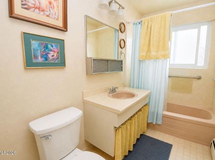 212 E Long Street, Carson City, NV 89706 Photo