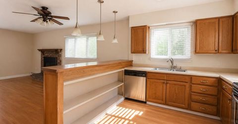 212 E Long Street, Carson City, NV 89706 Photo
