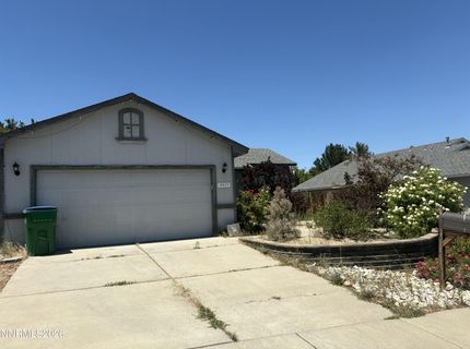 8419 Sopwith Boulevard, Reno, NV 89506 Photo