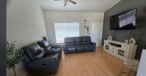 8419 Sopwith Boulevard, Reno, NV 89506 Photo