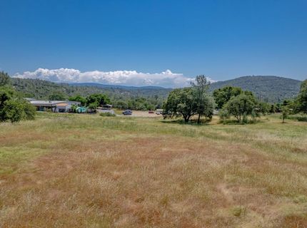 13812 Willow Glen Rd, Browns Valley, CA 95918 Photo