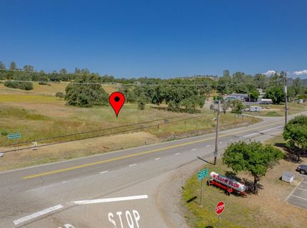 13812 Willow Glen Rd, Browns Valley, CA 95918 Photo