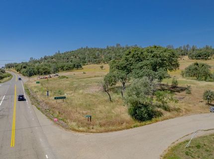 13812 Willow Glen Rd, Browns Valley, CA 95918 Photo