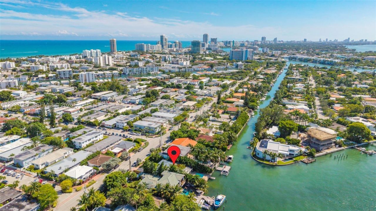 8220 Hawthorne Ave, Miami Beach, FL 33141 Photo