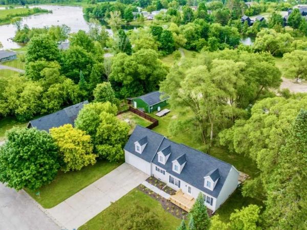 204 E Forest Home Ave, Bellaire, MI 49615