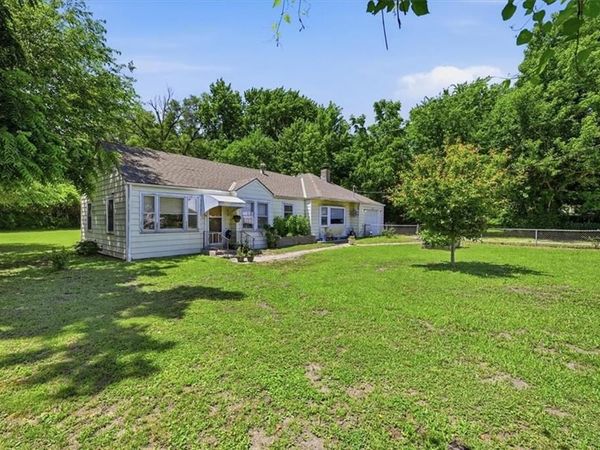 544 S 68 Street, Kansas City, KS 66111