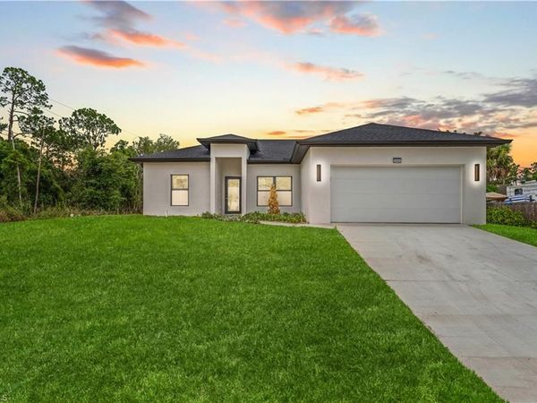 2602 E 2nd ST , LEHIGH ACRES, FL 33936
