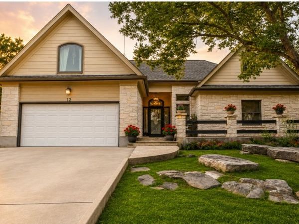12 Springwood Circle , Wimberley, TX 78676