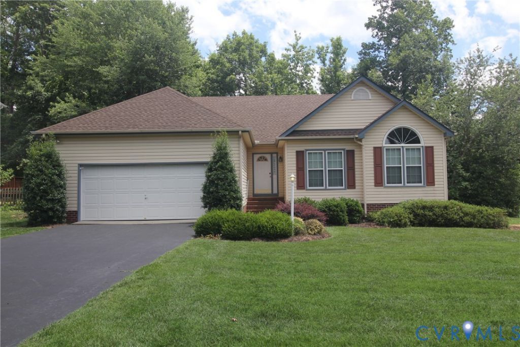 11811 Hardwood Drive , Midlothian, VA 23114 Main Photo