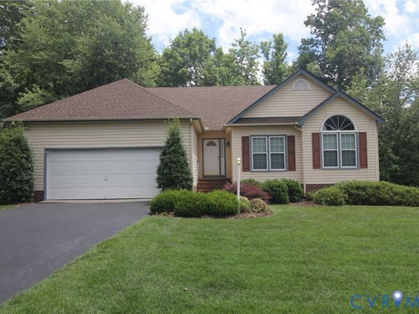 11811 Hardwood Drive , Midlothian, VA 23114