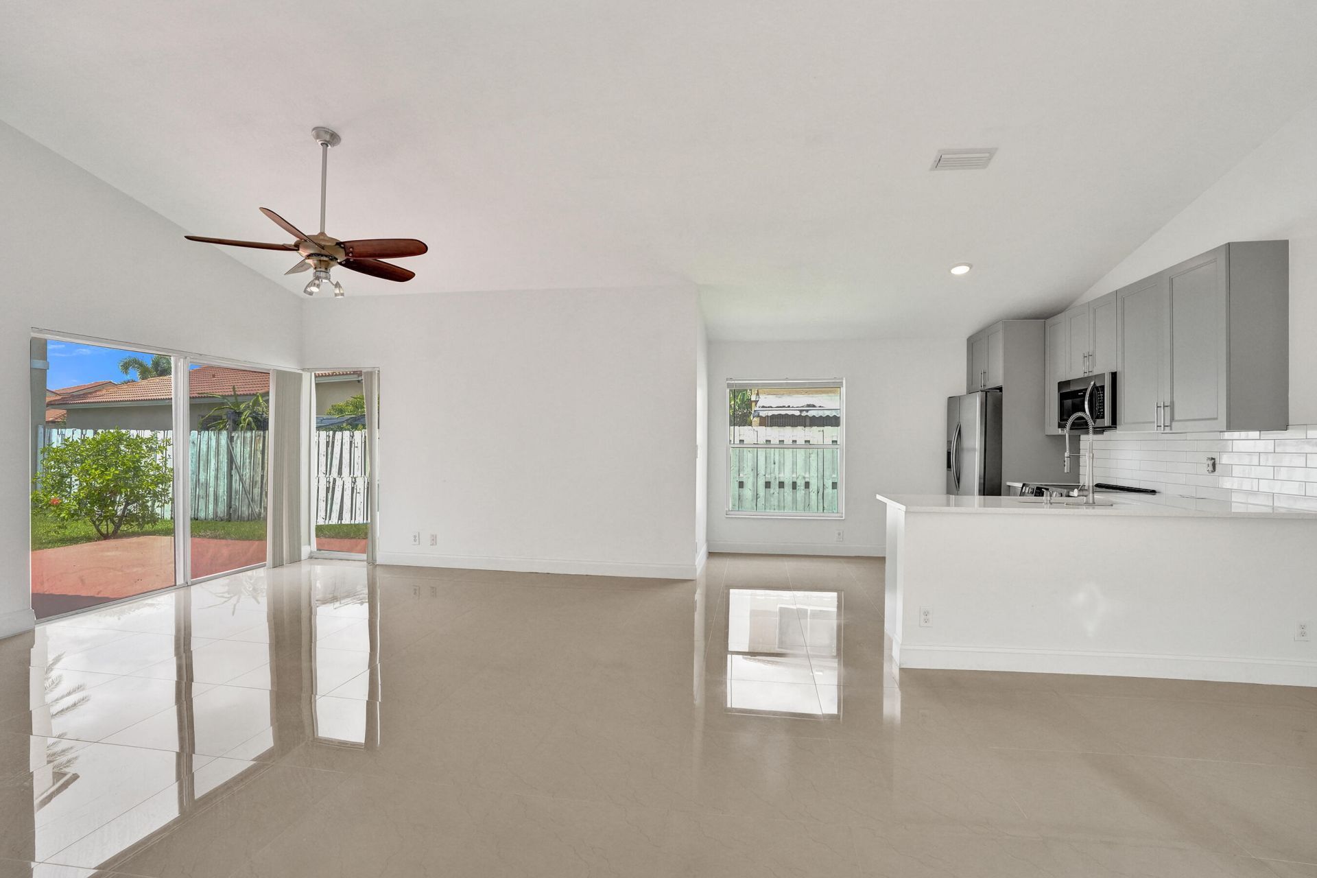 17866 SW 10th Lane, Pembroke Pines, FL 33029 Photo
