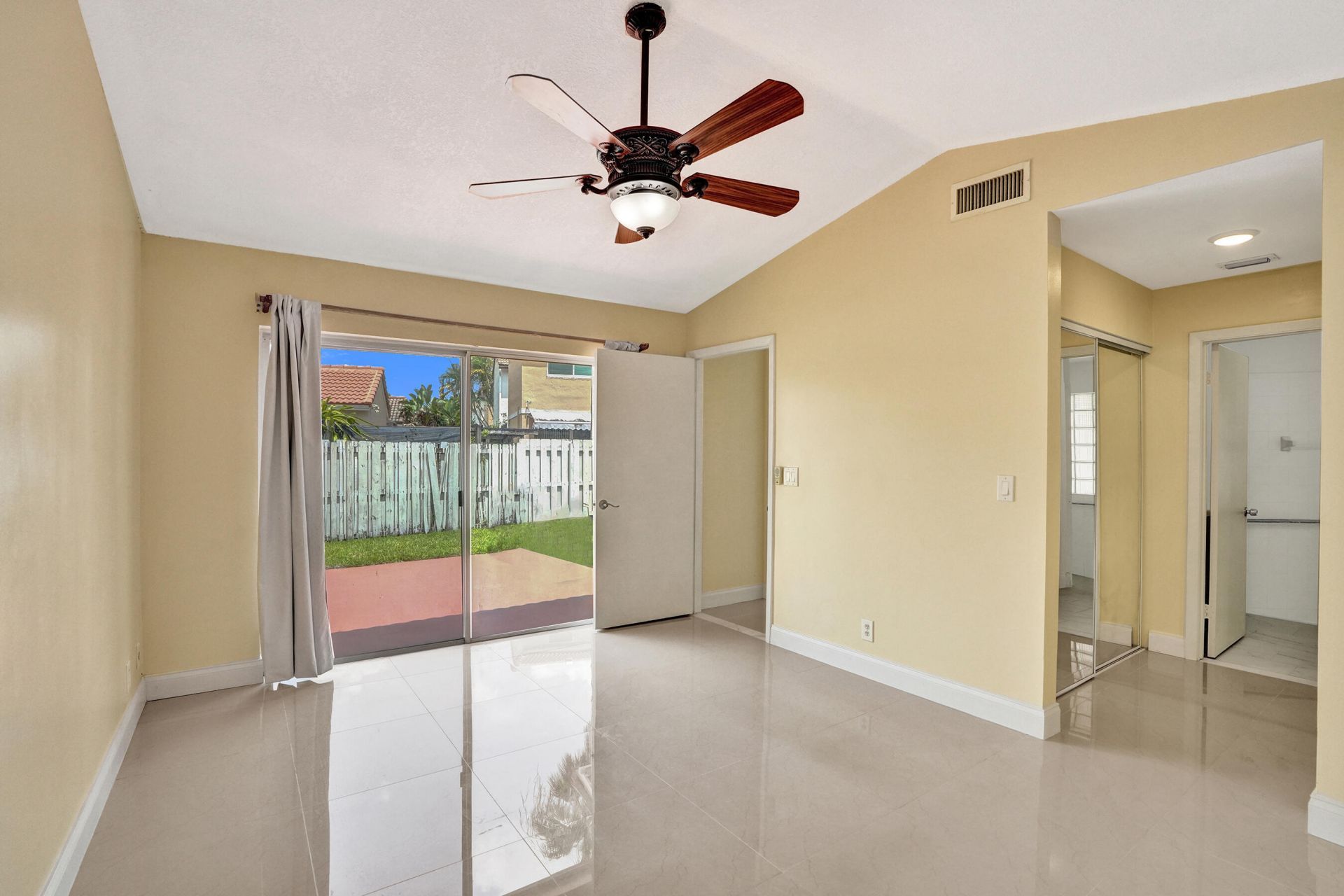 17866 SW 10th Lane, Pembroke Pines, FL 33029 Photo