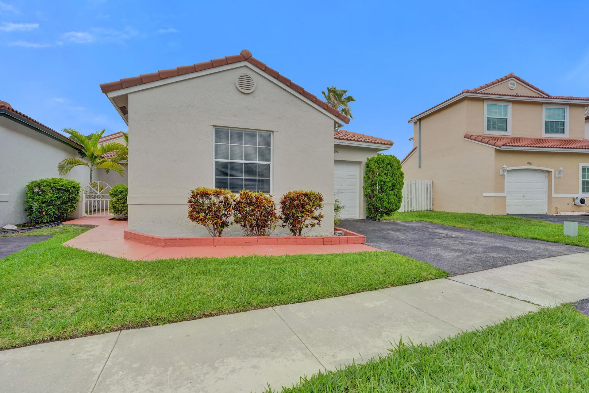 17866 SW 10th Lane, Pembroke Pines, FL 33029 Photo