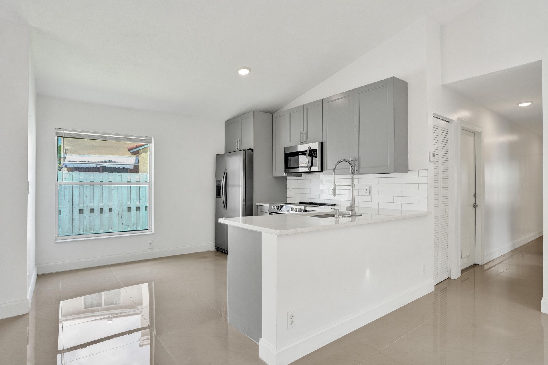 17866 SW 10th Lane, Pembroke Pines, FL 33029 Photo