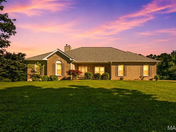 310 Morgan Meadows Lane , Eolia, MO 63344