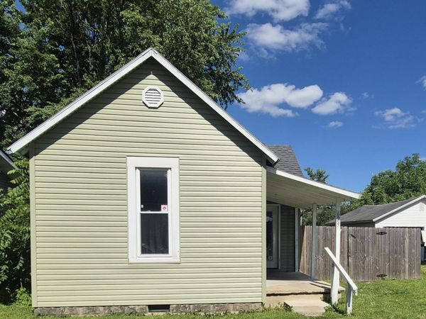 625 N Broadway, Albany, IN 47320