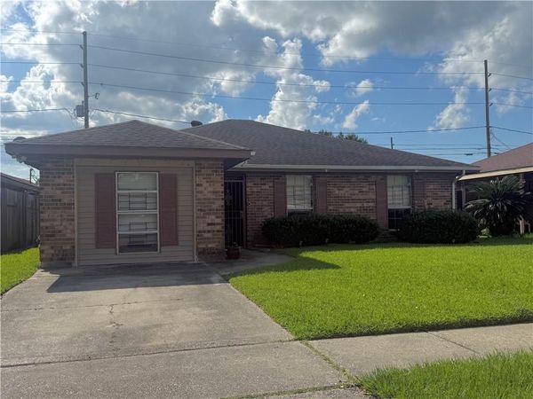 1905 YORKTOWNE Drive , LaPlace, LA 70068