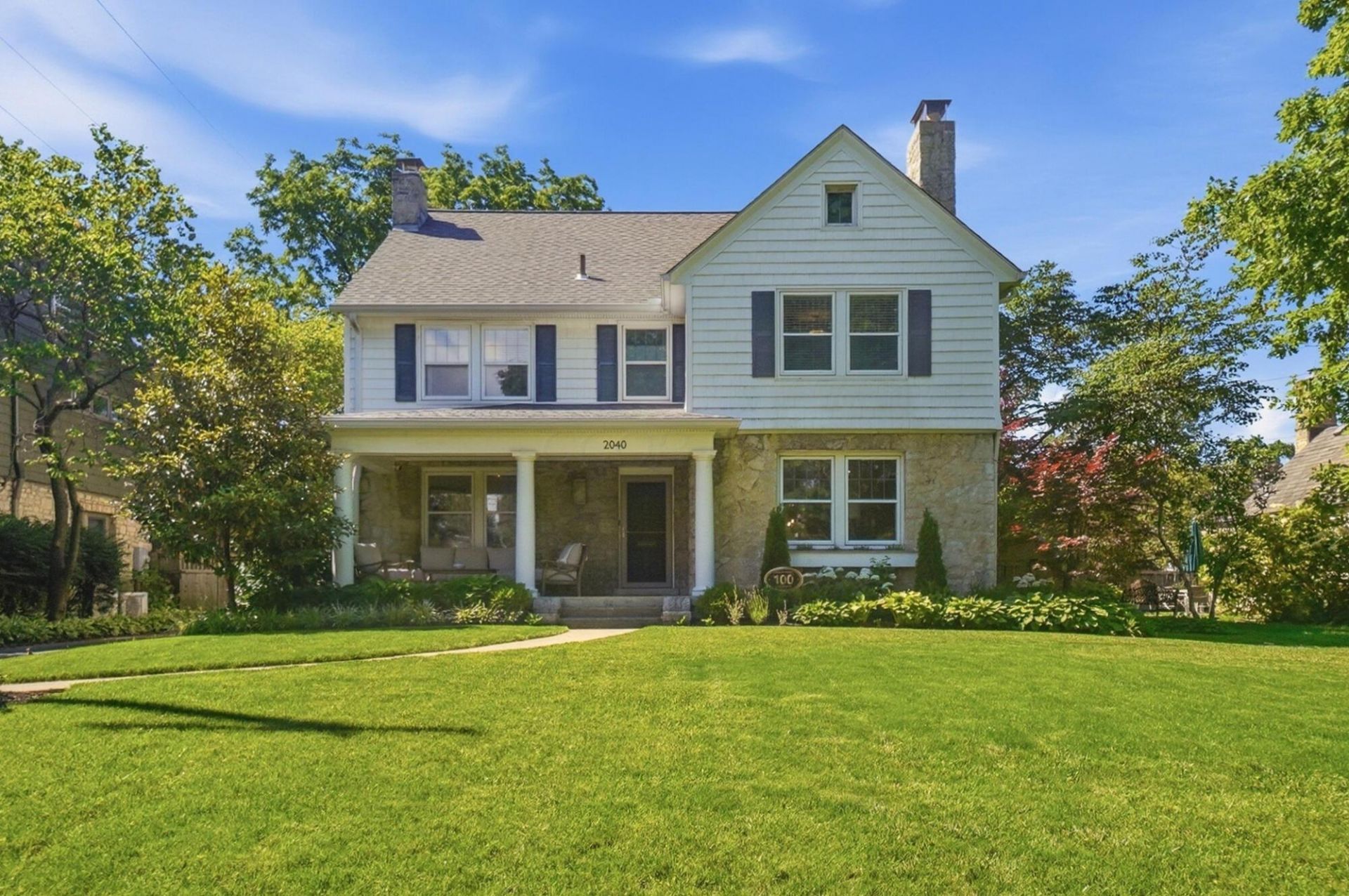 2040 Wickford Road, Upper Arlington, OH 43221 Main Photo
