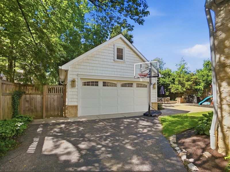 2040 Wickford Road, Upper Arlington, OH 43221 Photo 80