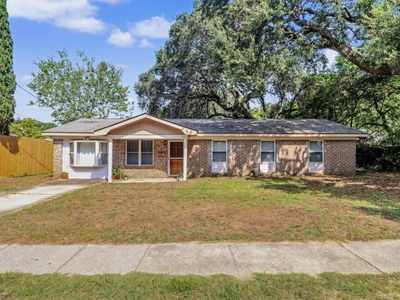 616 Center Street, Mount Pleasant, SC 29464
