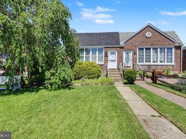8512 FRONTENAC STREET , PHILADELPHIA, PA 19152
