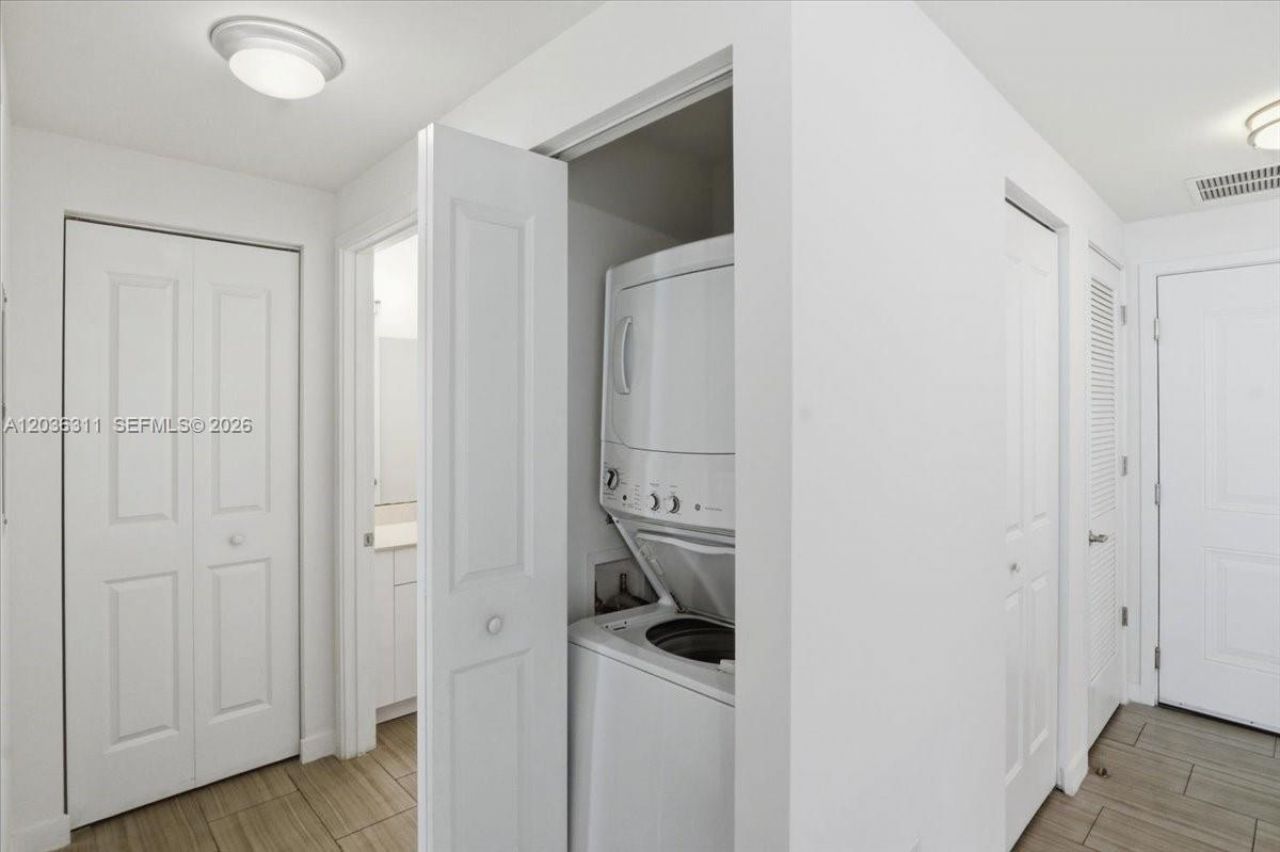 1776 Polk St, Unit 703, Hollywood, FL 33020 Photo