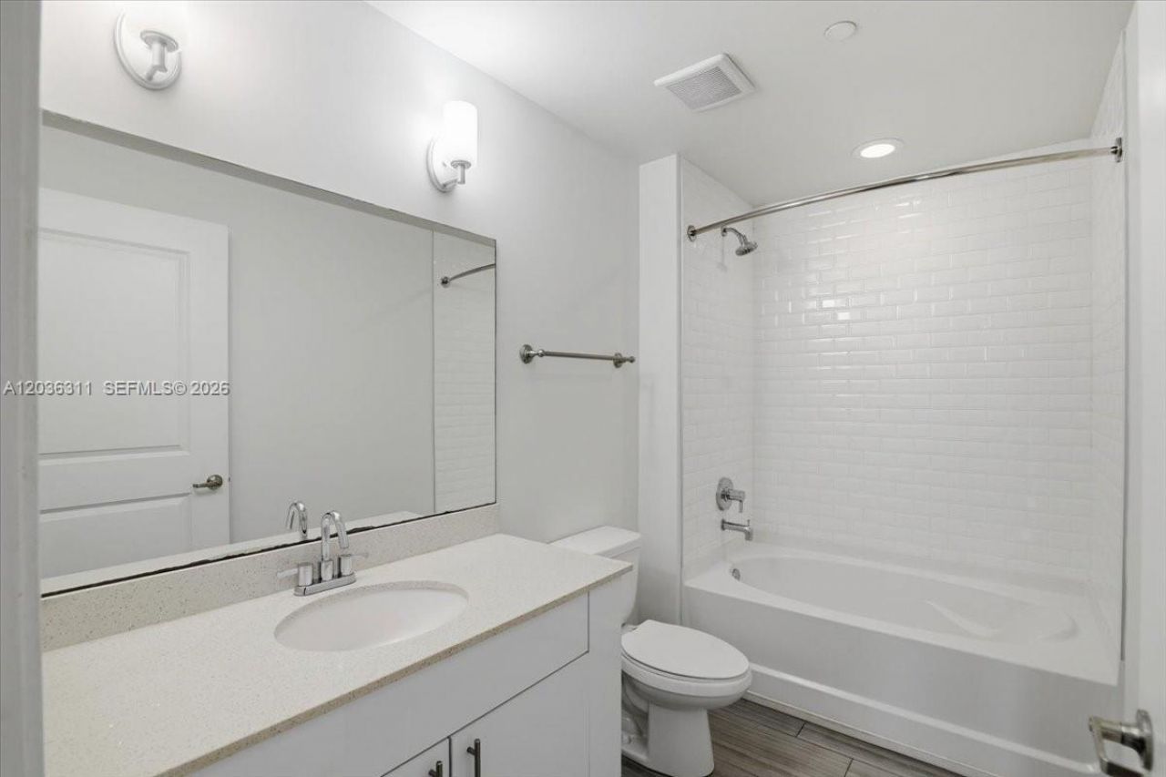 1776 Polk St, Unit 703, Hollywood, FL 33020 Photo