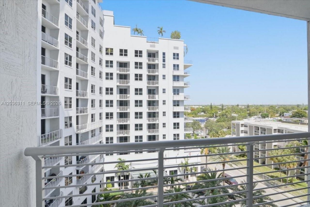 1776 Polk St, Unit 703, Hollywood, FL 33020 Photo