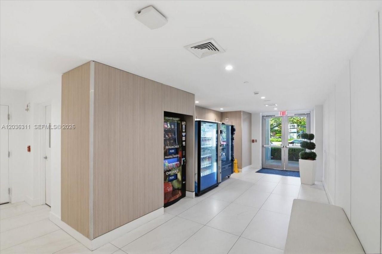 1776 Polk St, Unit 703, Hollywood, FL 33020 Photo
