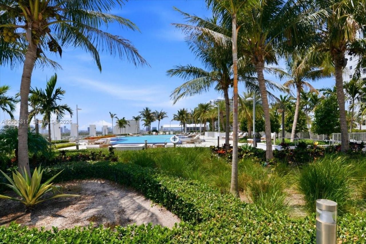 1776 Polk St, Unit 703, Hollywood, FL 33020 Photo