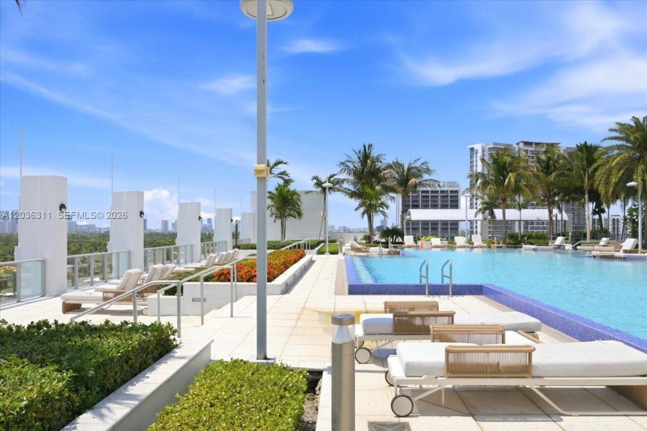1776 Polk St, Unit 703, Hollywood, FL 33020 Photo