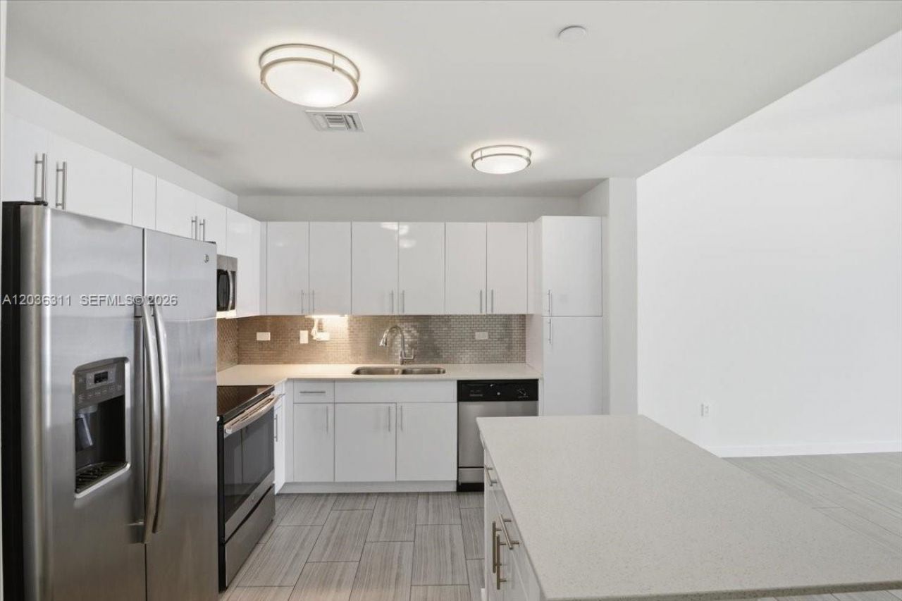 1776 Polk St, Unit 703, Hollywood, FL 33020 Photo