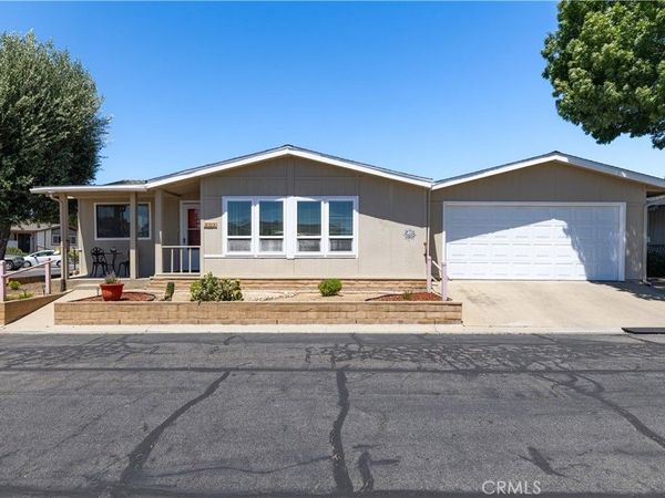 321 Lark, Paso Robles, CA 93446