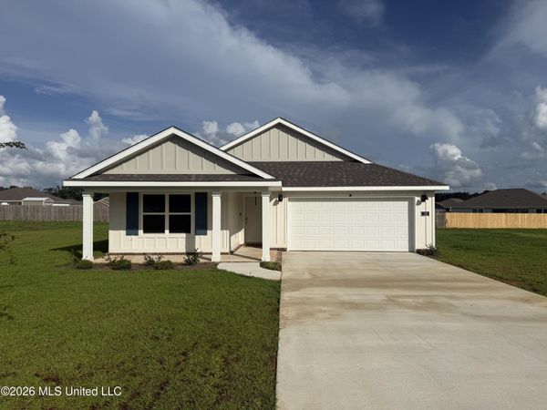 129 Magnolia Farms Drive, Lucedale, MS 39452