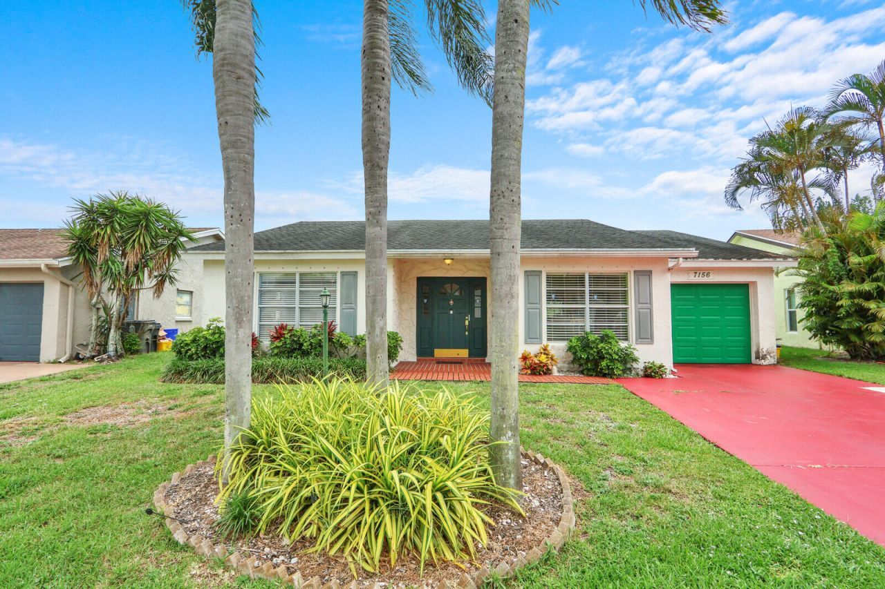 7156 Pine Bluff Drive, Lake Worth, FL 33467 Main Photo