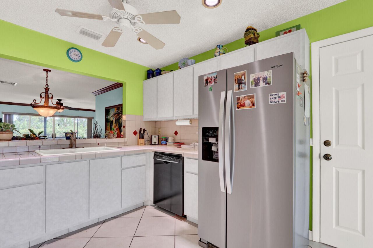 7156 Pine Bluff Drive, Lake Worth, FL 33467 Photo