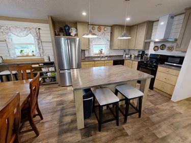 211 Farmdale Avenue, Lake Lillian, MN 56253