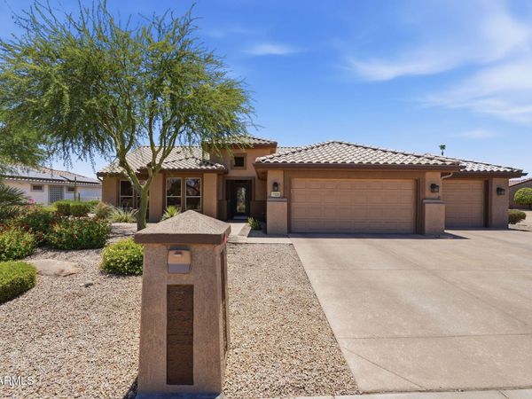 16525 W LAVA Drive, Surprise, AZ 85374