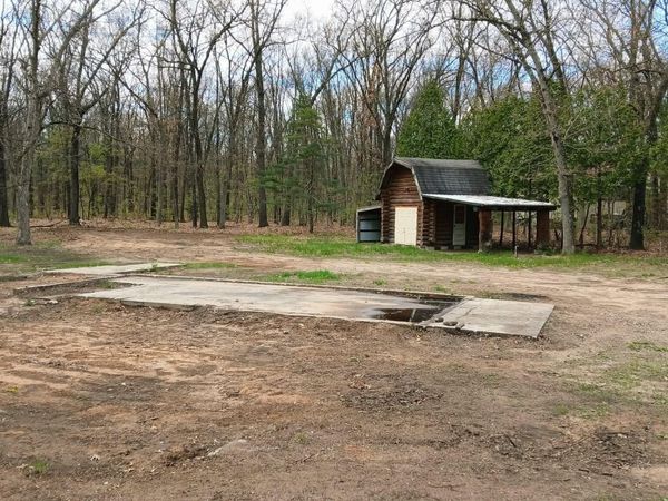 2649 E Fox Drive, Grant, MI 49327