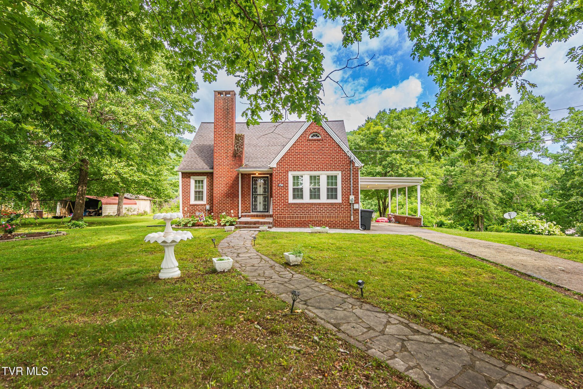 258 Greenwood Drive, Weber City, VA 24290 Main Photo